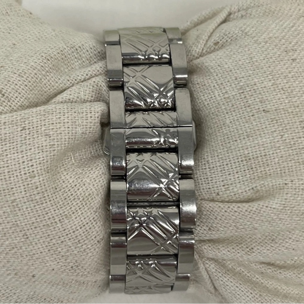 Burberry Silver Geometric Dial Watch - Picture 5 of 12
